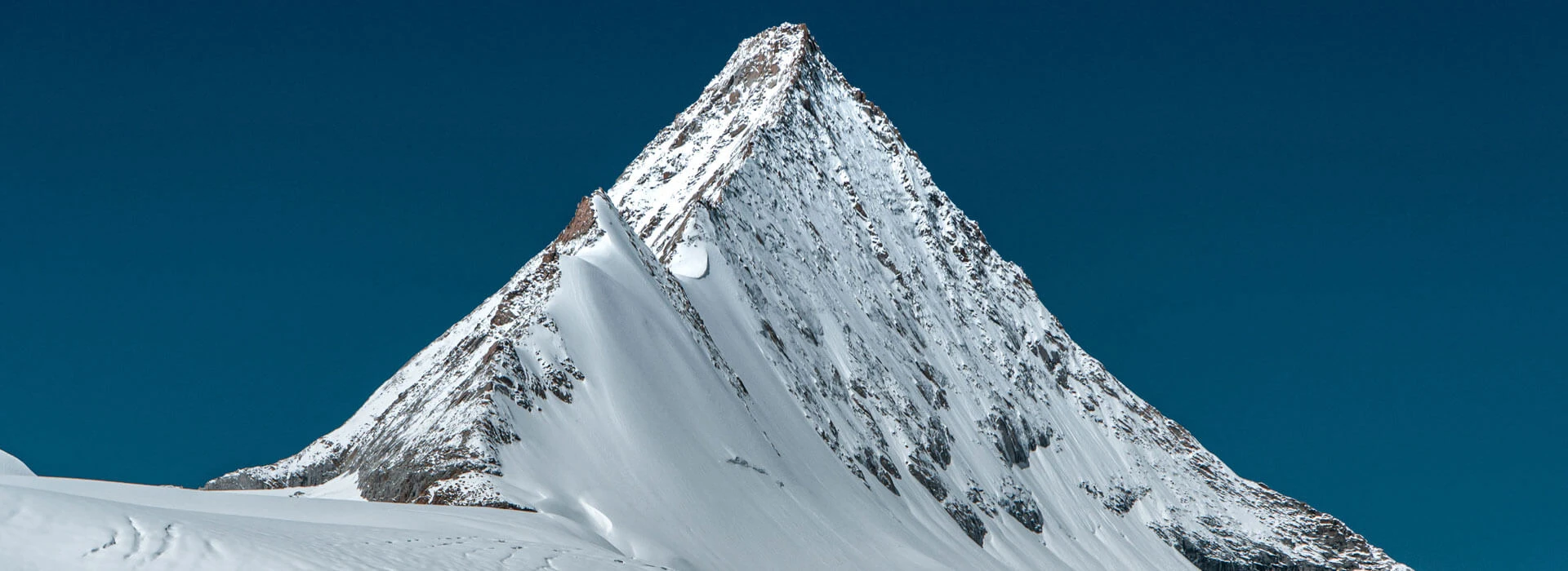 Himlung Himal Expedition: Where the Mountains Begin Beyond the Ordinary