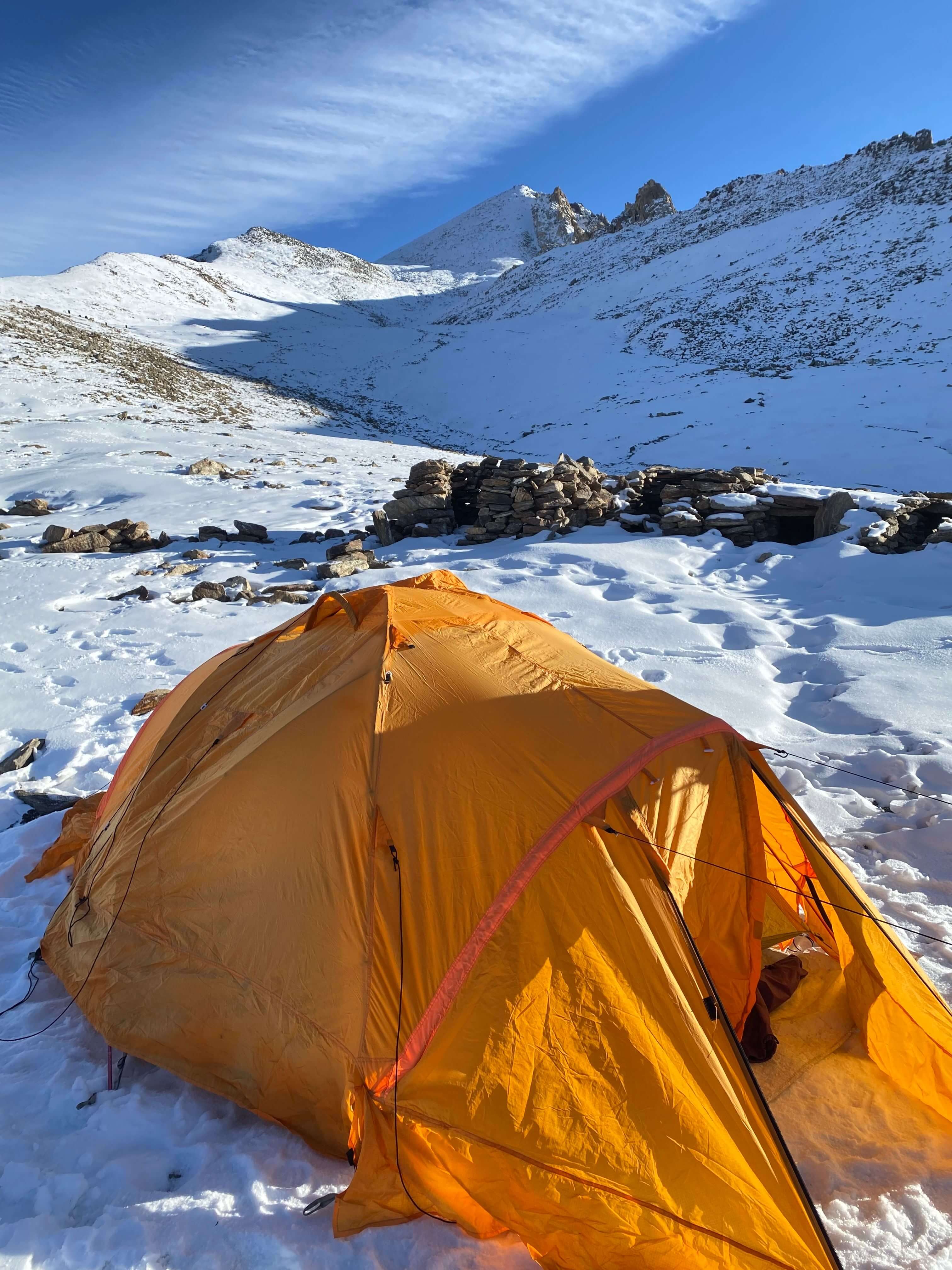Acclimatization: Learning to Climb at Altitude