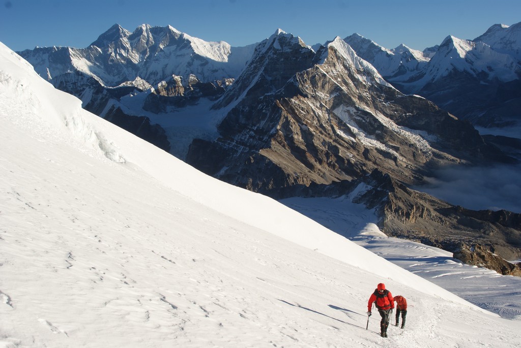 Connecting Two Valleys Khumbu Gokyo