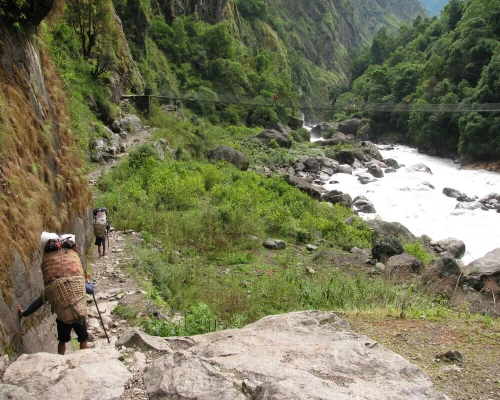 Annapurna Circuit Trek Porter