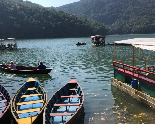 Boats Are Waiting For Tourist