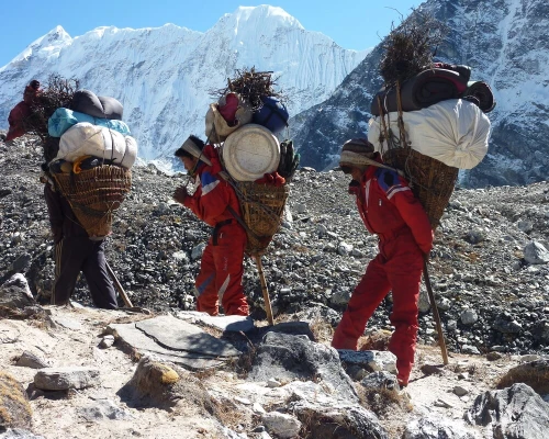 Island Peak Climbing Porters